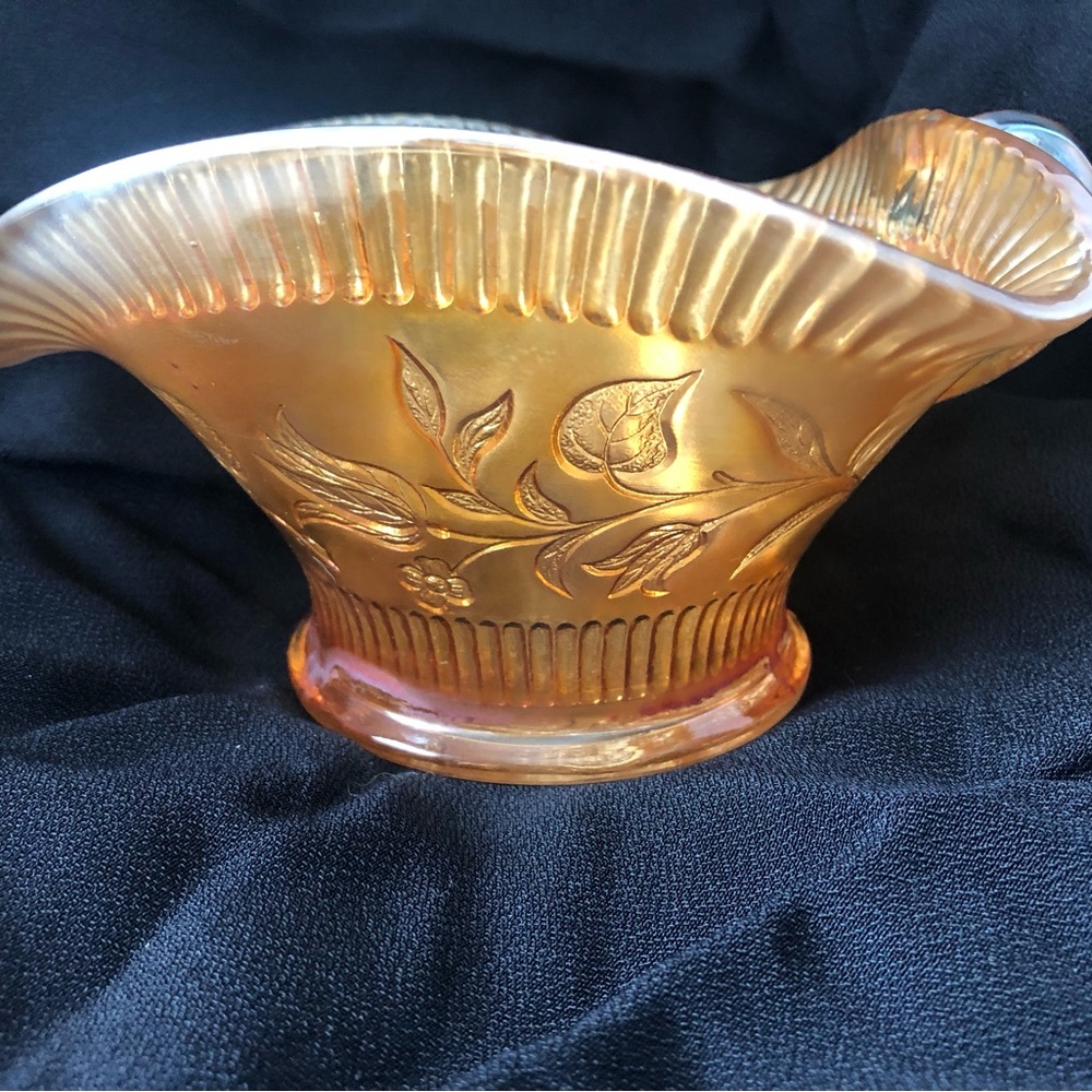 Carnival glass Dugan marigold windflower nappy - Picture 5 of 8